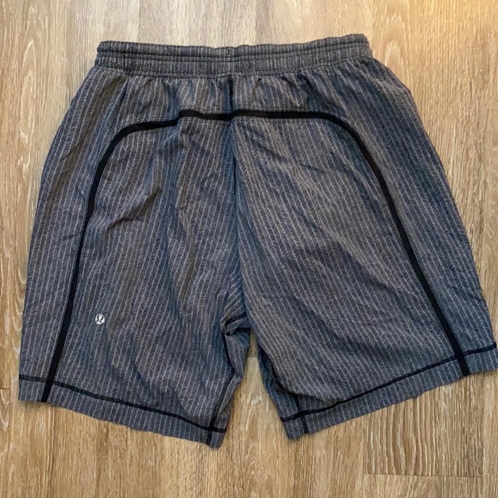 Lululemon 9” Lined Pacebreaker Short